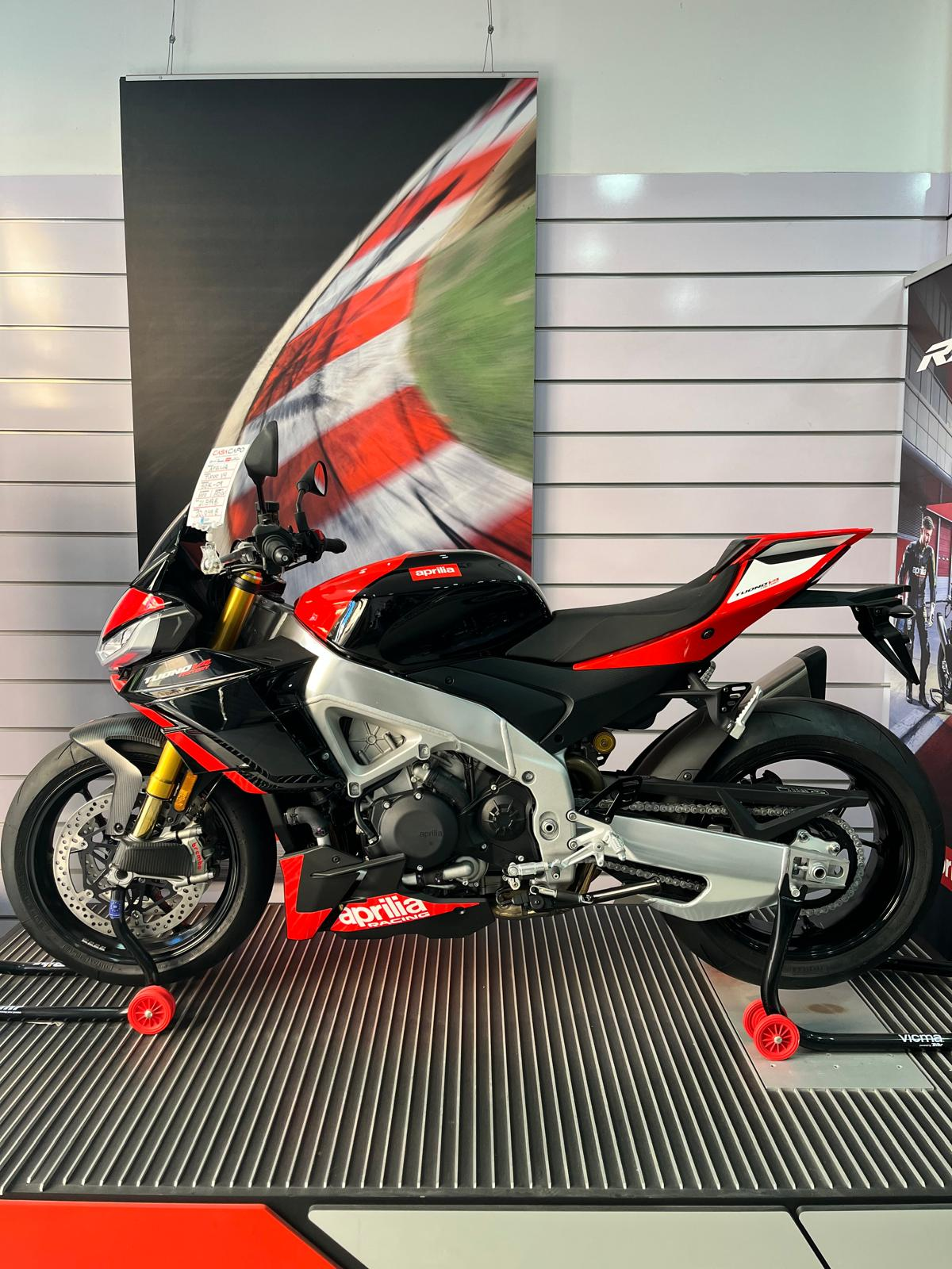 APRILIA TUONO V4 FACTORY